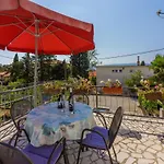 Mladen Apartment