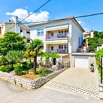 Mladen Apartment Crikvenica