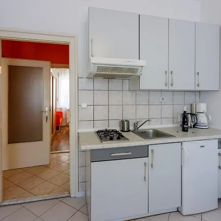 Mladen تْسْغيكفانِتْسا