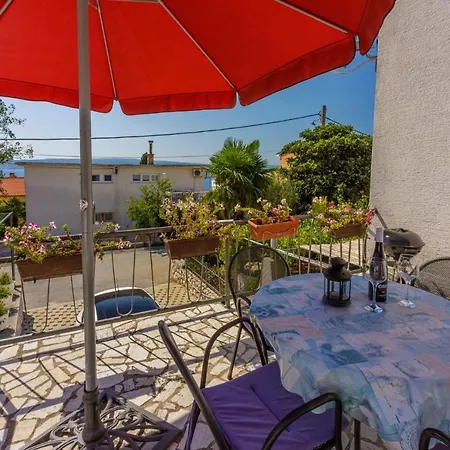 Mladen Appartement *