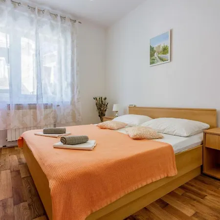 Mladen Διαμέρισμα Crikvenica